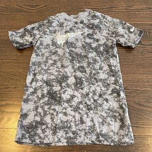 Grey nike shirt